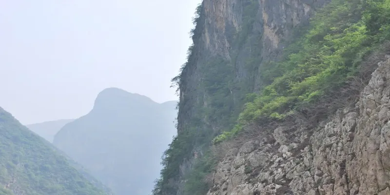 Mơ rớt xuống vực có ý nghĩa là gì theo nhà cái TOP 1 này